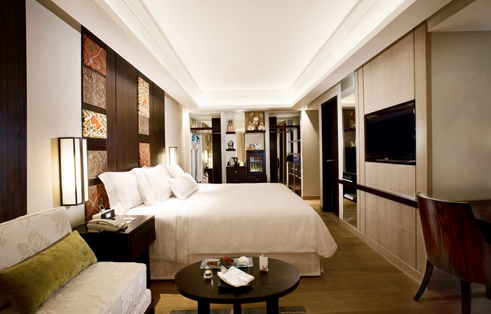 Deluxe Room.jpg