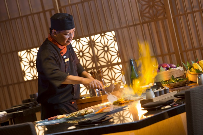 Hamabe Japanese Restaurant - Teppanyaki Chef a.JPG