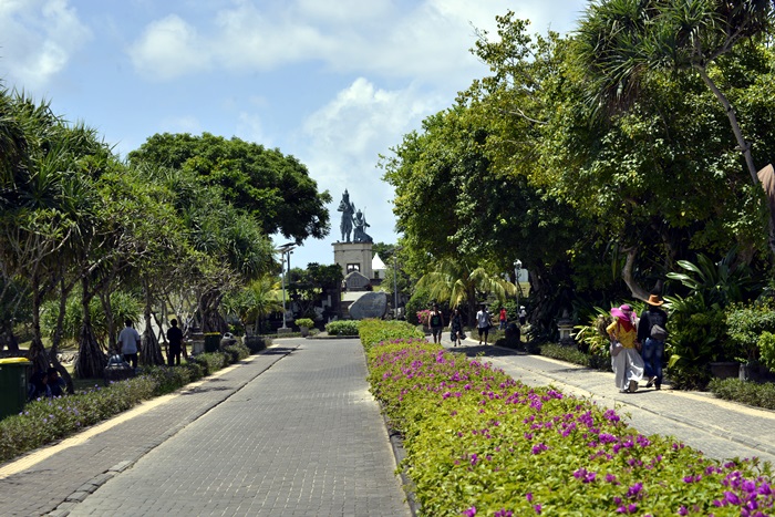700_SIN3398.JPG