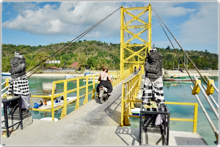 Yellowbridge7001.JPG