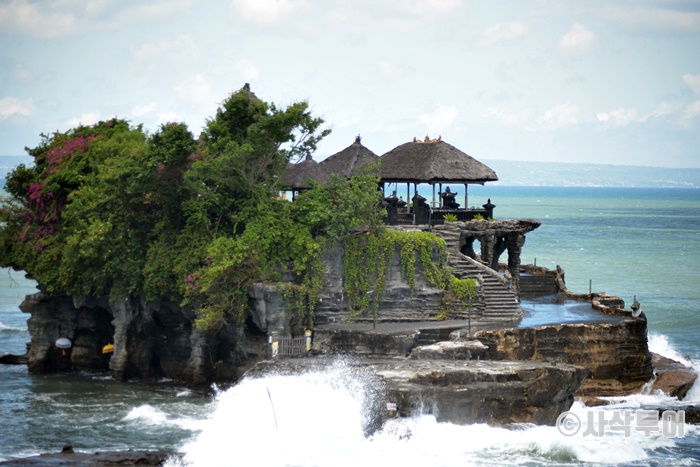 Tanah lot 700SIN_1140.JPG