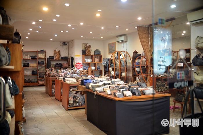 700SASAKTOUR_764.jpg