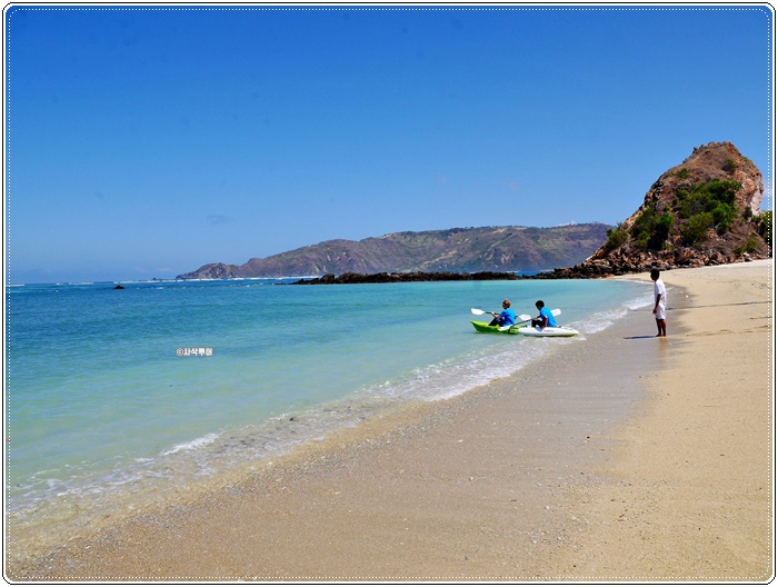 Mandalika beach008.JPG