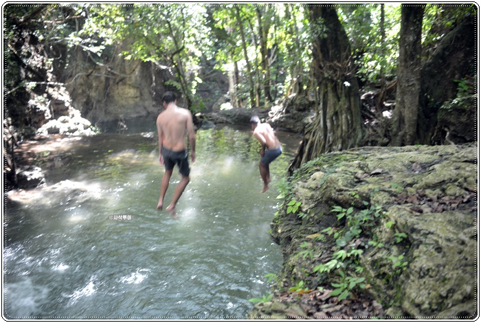air terjun dwi mba006.JPG