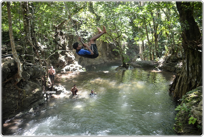 air terjun dwi mba018.JPG