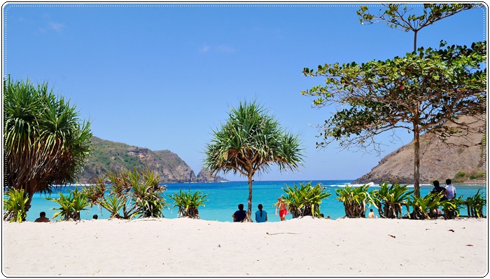 mawun beach026.JPG