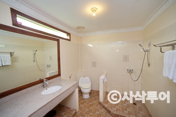 lombok beach villa002.jpg