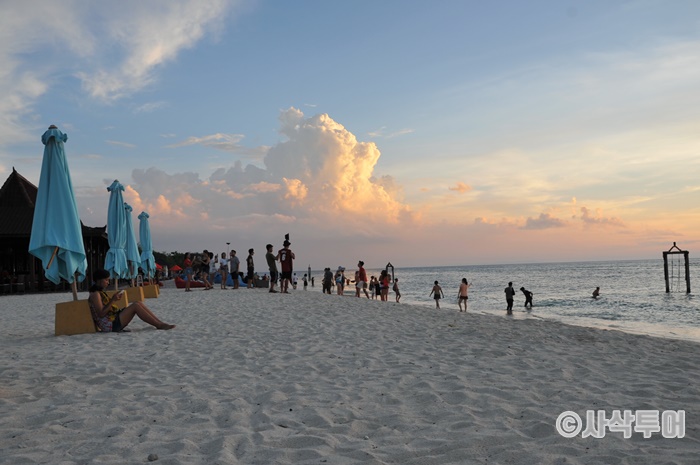 ombaksunsetDSC_0747.JPG