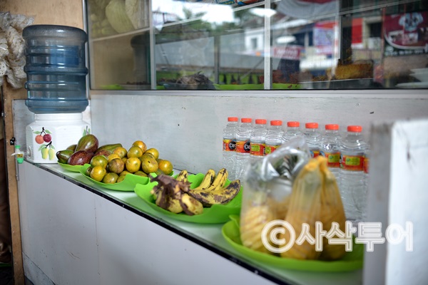 warung007.JPG