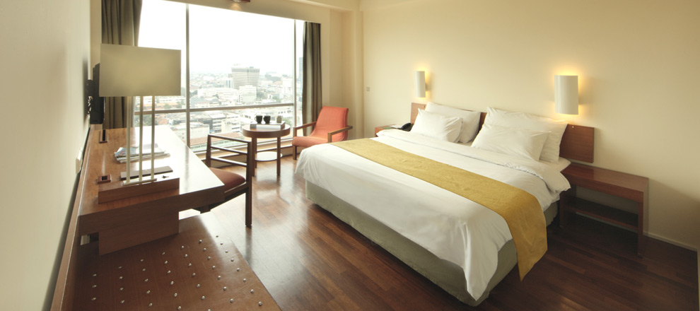 deluxe-room-jakarta-01.jpg