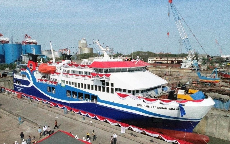 KMP-Bahtera-Nusantara-02.jpeg