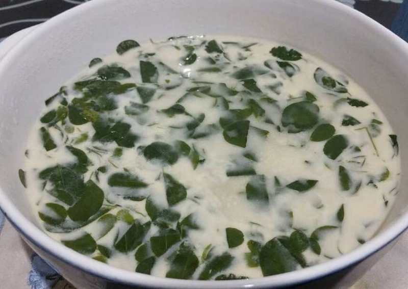 껠로르sayur-kelor-santan-foto-resep-utama.jpg