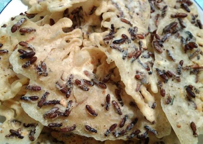 peyek-laron-renyah-foto-resep-utama.jpg
