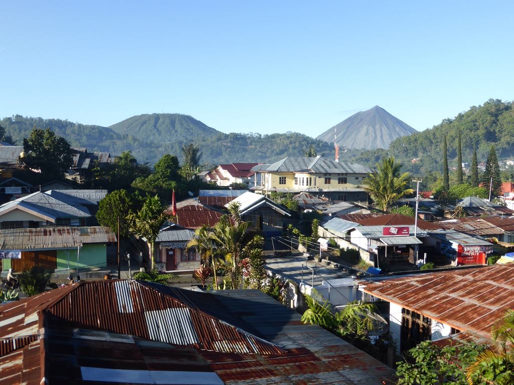 Ruteng.jpg
