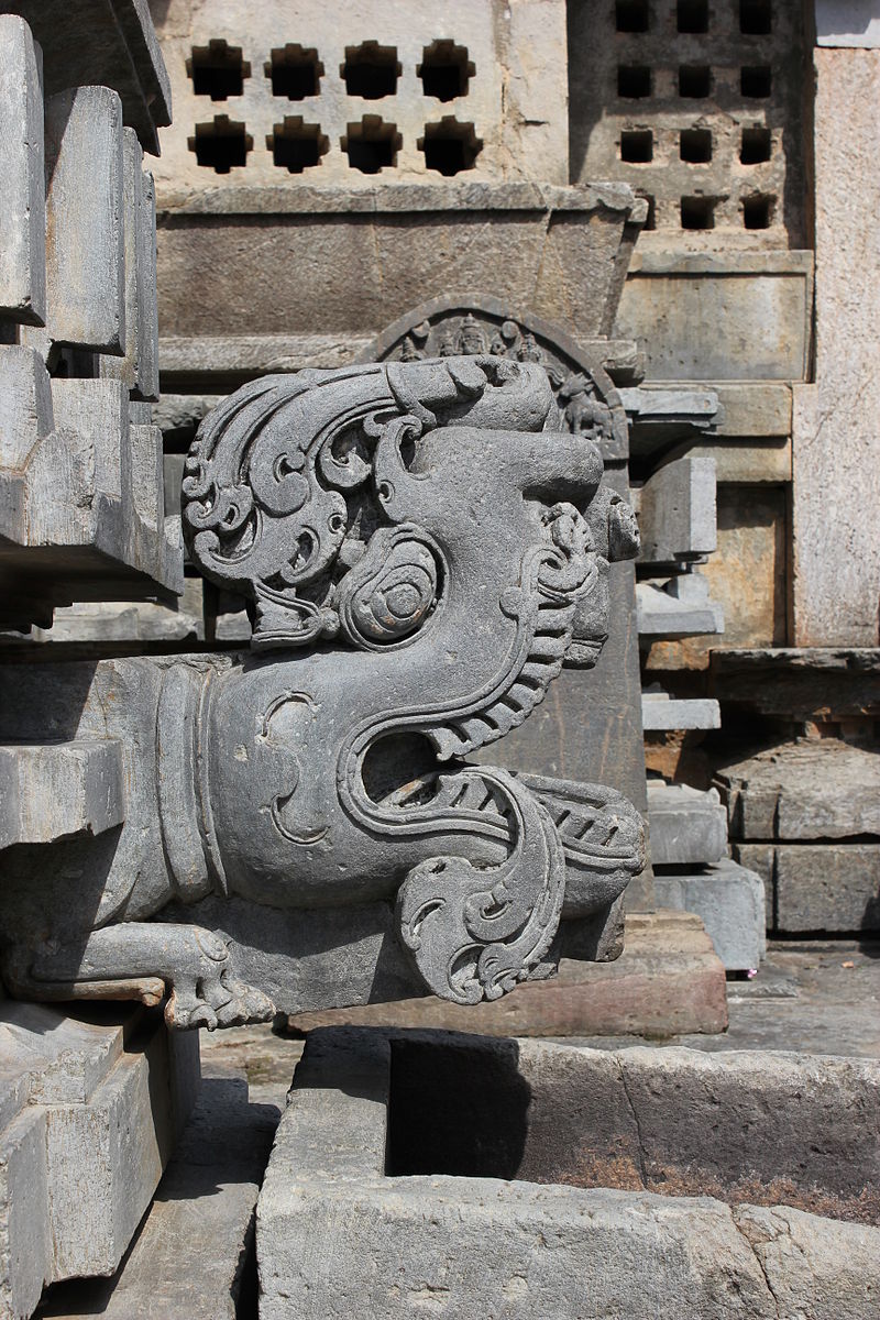 800px-Decorative_water_spout_in_Lakshmi_Devi_temple_complex_at_Doddagaddavalli.jpeg