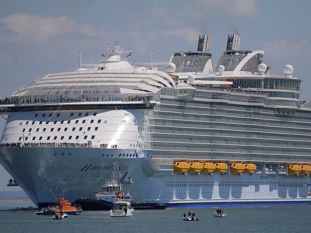 Harmony of the Seas    002.jpg