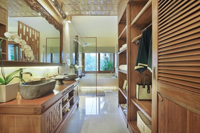 Kayon Jungle Suite005.jpg