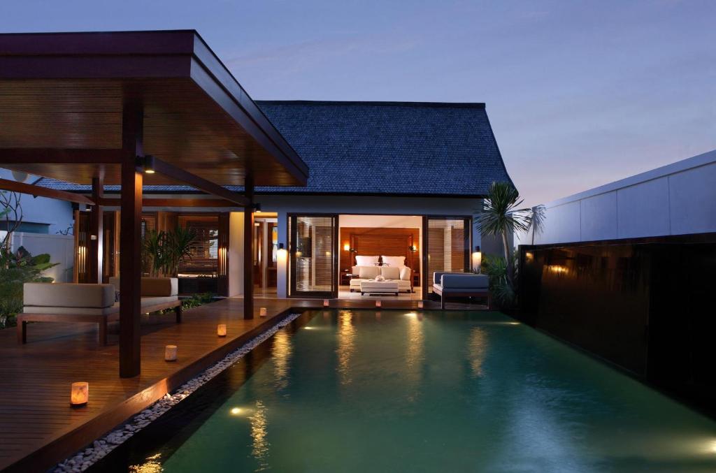 One-Bedroom Royal Courtyard Villa5.jpg
