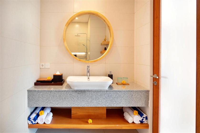 7 (Suite Room).jpg