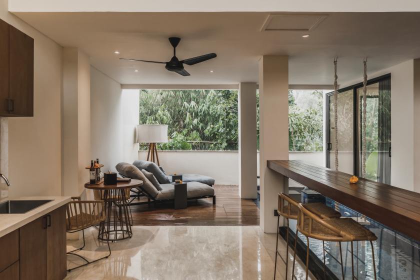 15 GRAND One Bedroom Villa.jpg