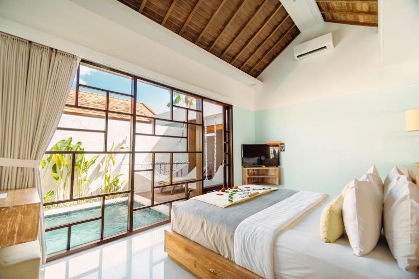 royal onebed2.jpg