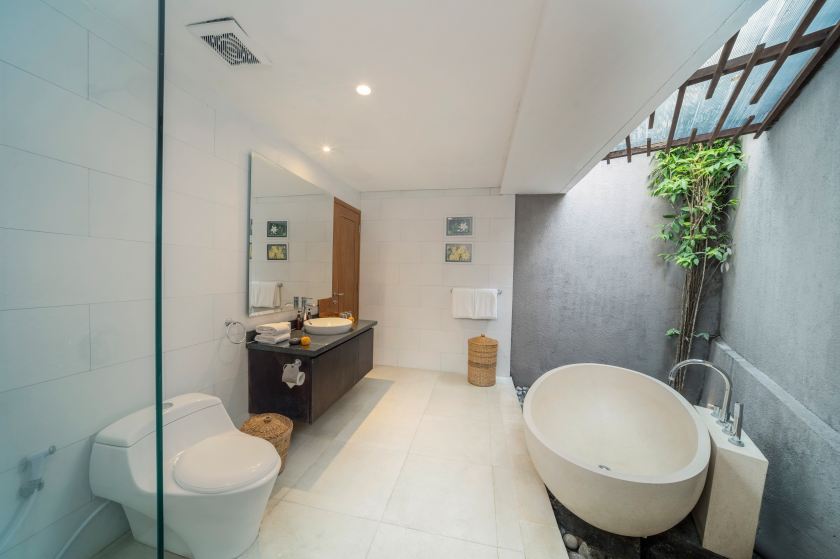 Royal one or Two bedroom (12).jpg