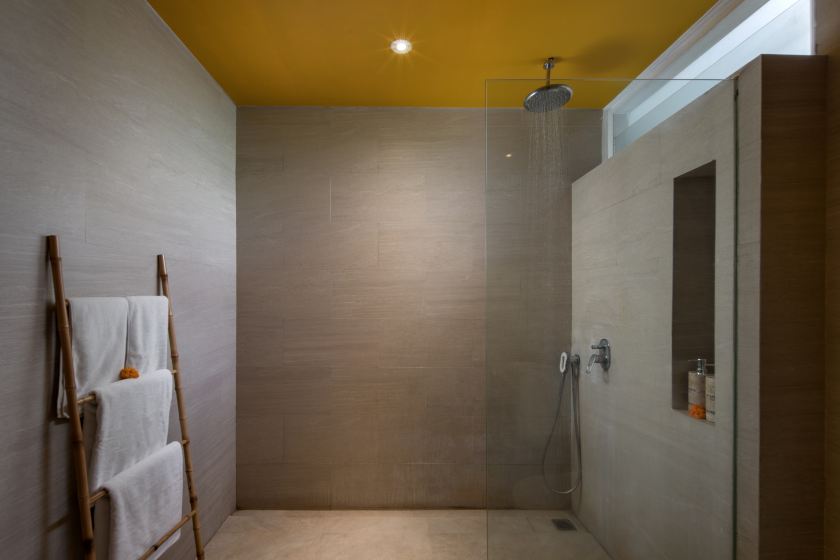 39 (Royal 2 Bedroom Waterslide).jpg