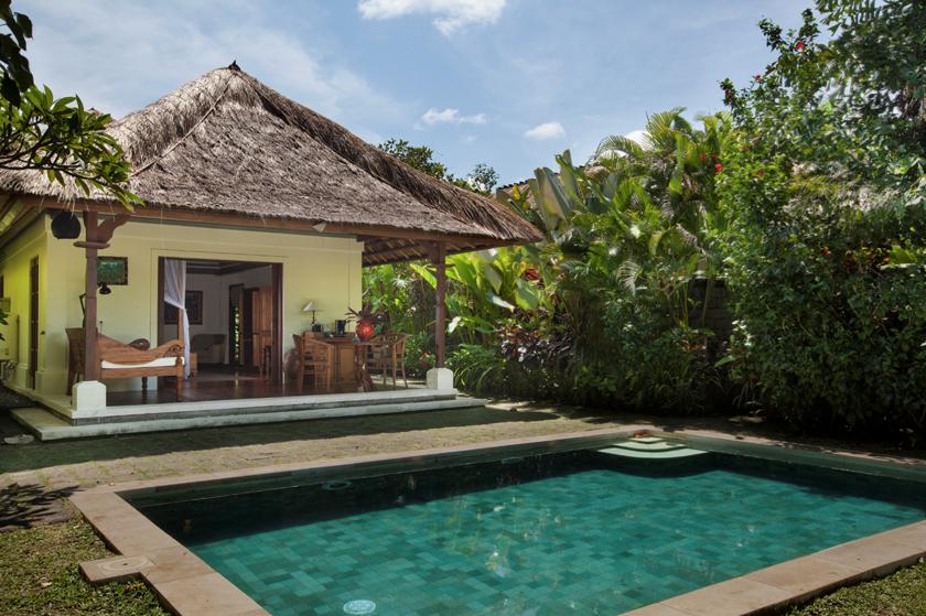 PLCB_2-Bedroom Family Pool Villa_exterior.jpg