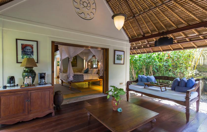 PLCB_1-Bedroom Garden Villa_terrace.jpg