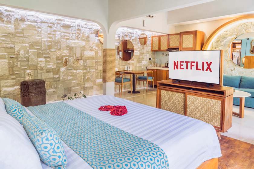 9 ( Royal One Bedroom Villa with Private Pool and Jacuzzi).jpg