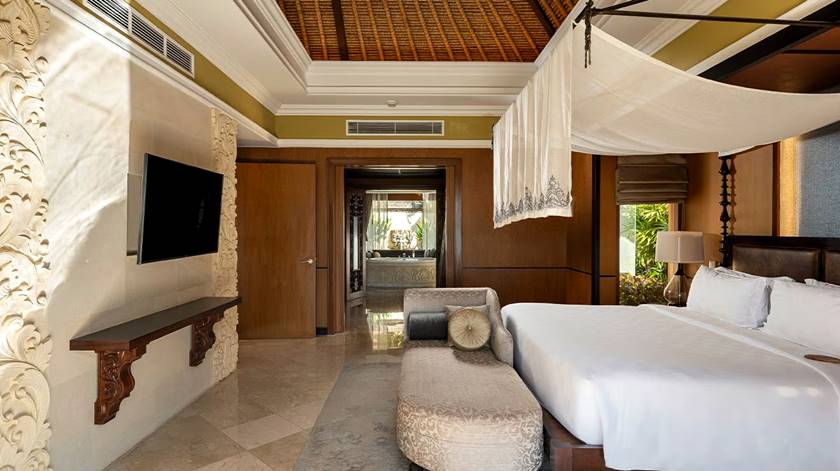 One_Bedroom_Ocean_View_Pool_Villa_1320x740_2_1_303b5dfeb3.jpg
