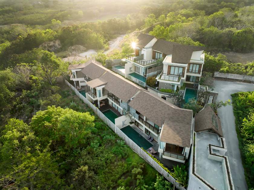 누사두아 풀빌라KAMPI VILLAS - DRONE VIEW.jpg