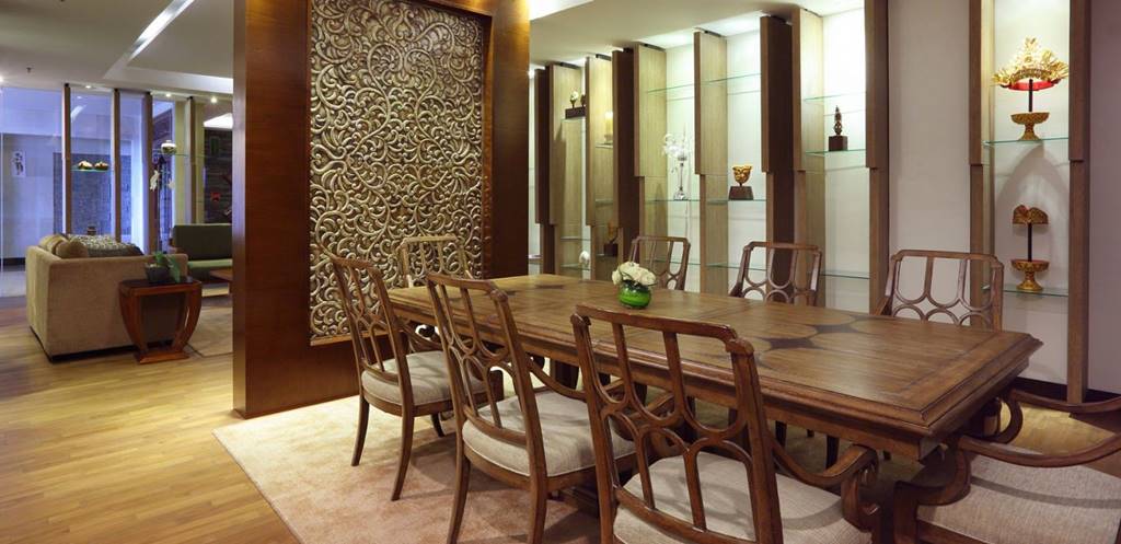 hospitality-lounge2.jpg