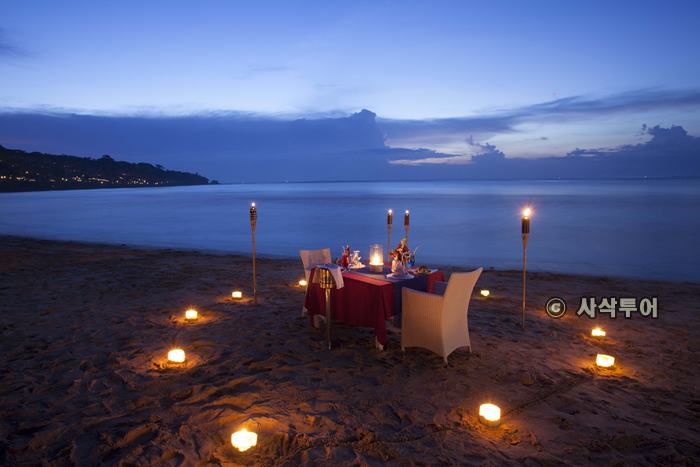 Candle light Dinner.jpg