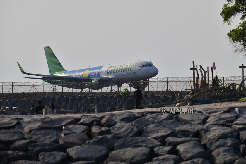 tuban beach022.JPG