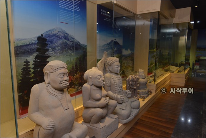 바뚜루화산박물관700SIN_3175.JPG