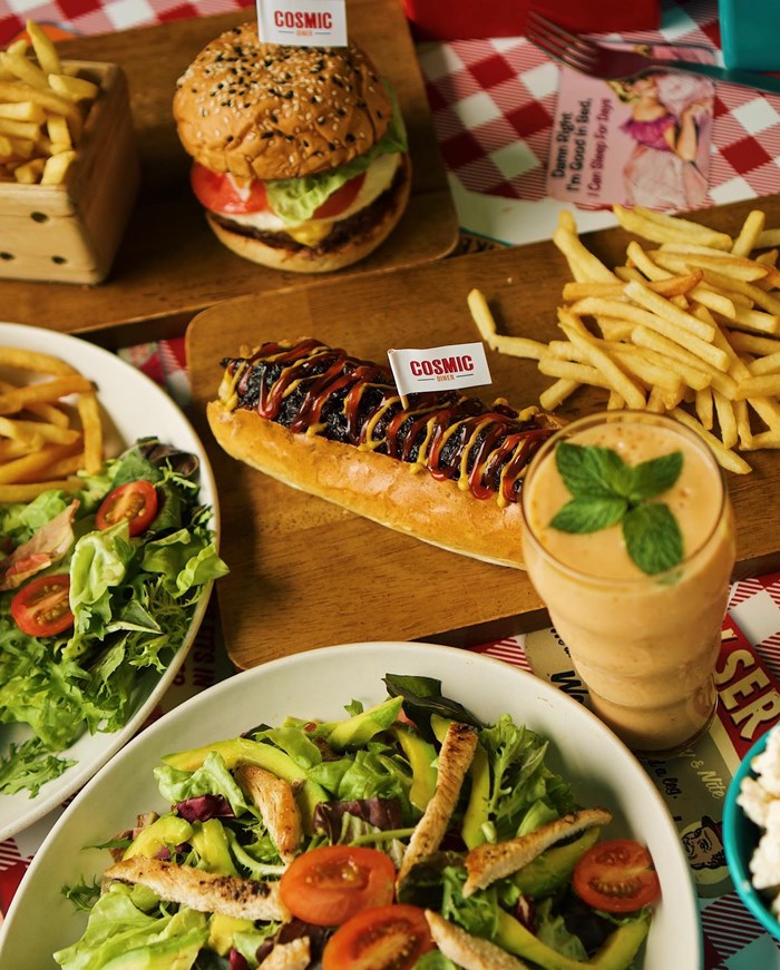 사누르cosmicdiner014.jpg