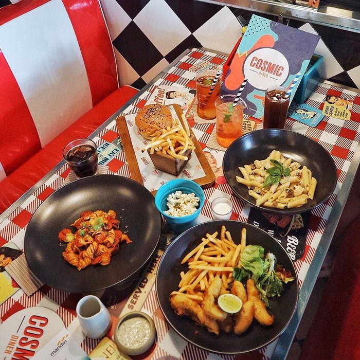 사누르cosmicdiner004.jpg