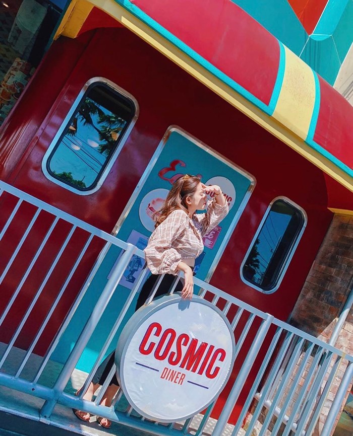 사누르cosmicdiner003.jpg