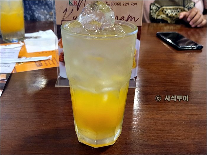 KR025.jpg