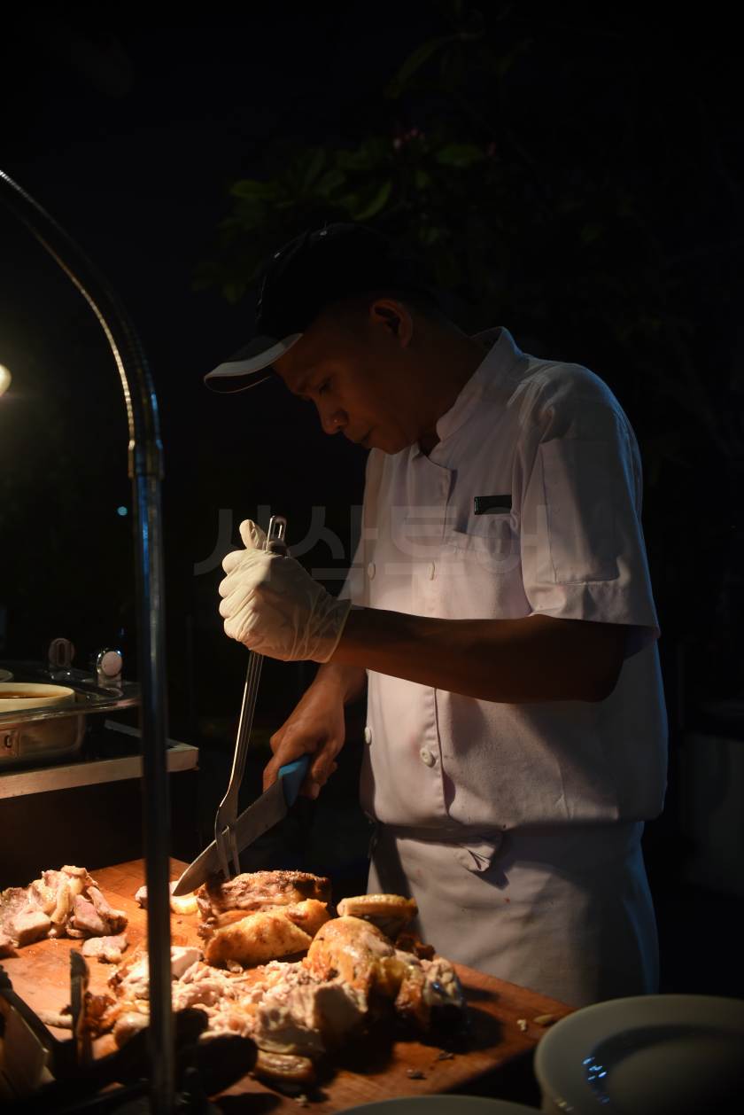 아스톤 꾸따 BBQ 뷔페DSC_6427.JPG