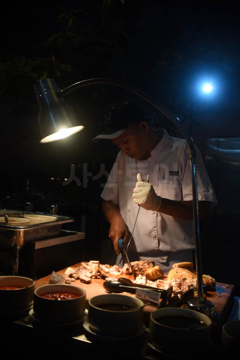아스톤 꾸따 BBQ 뷔페DSC_6430.JPG