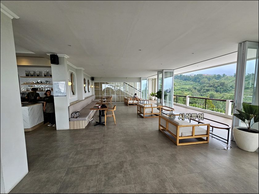 house of tundra007.jpg