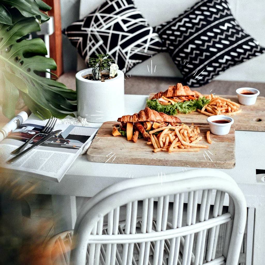 발리 Honey and Bread Cafe025.jpg