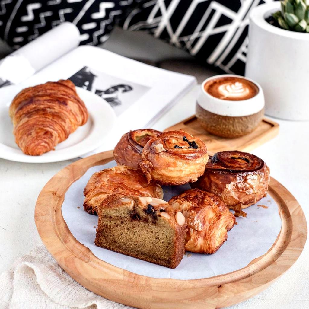 발리 Honey and Bread Cafe014.jpg