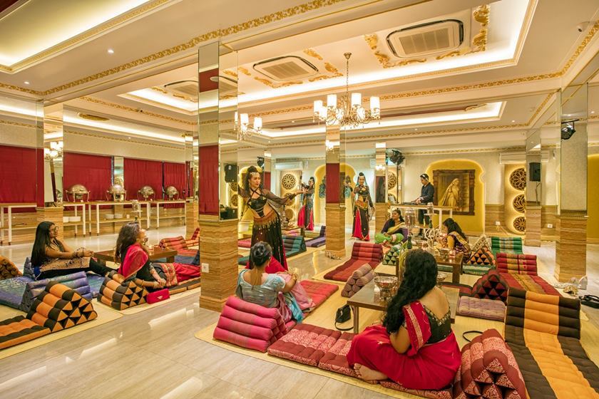 Nawabi-dancer.jpg