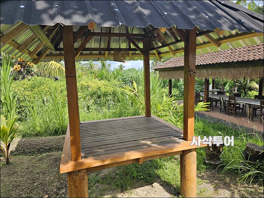 Warung D' Carik Nyalian 매장008.jpg