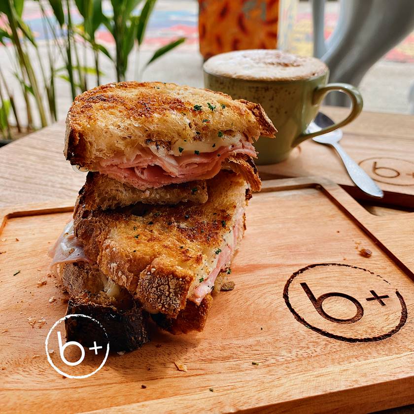 B+ CAFE001.jpg