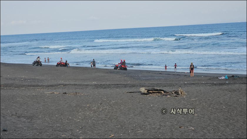 beach break017.jpg