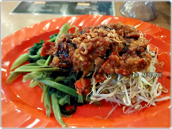 mIE 08014.jpg